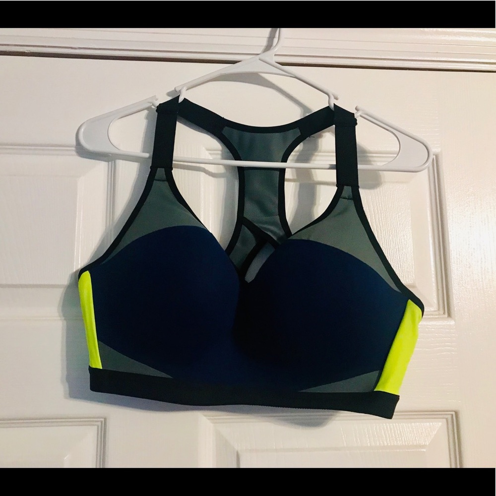 Victoria Secret Sports Bra
